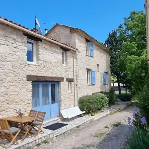 Hébergement de vacances Maison Dans Un Endroit Paisible, Sigonce